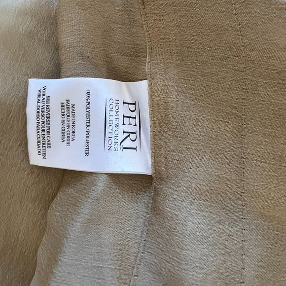 Nine sheer window treatment PERI window panels - Picture 2 of 3